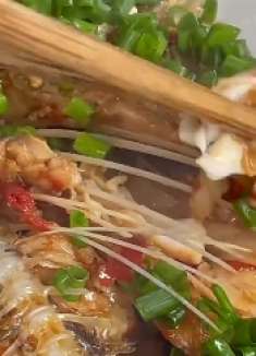 吃了20多年的鲤鱼，第一次见这新鲜吃法，真是在民间