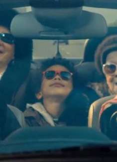 老奶奶靠做蛋糕致富，还带姐妹走上人生巅峰，结果人人喊打