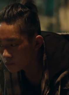 姑娘不会说话，惹得小伙大怒，真是尴尬