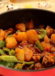 我妈几十年的黄焖鸡配方，真的太下饭了！