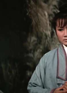 独臂刀：男子深夜独臂练武，女神送他武功秘籍，这下可以报仇了