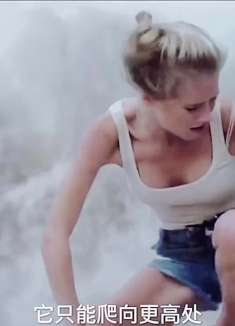 几人进入山洞探险，洞里过去几小时外面却过去几万年！