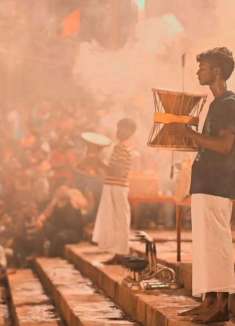 一眼万年，恒河边的神圣之城瓦拉纳西