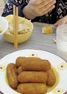 天冷了花费50元做牛腩面太舒服，提前准备好，早起一个小时吃到嘴