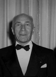 官方预告首发，庆祝「华纳兄弟」 100 周年