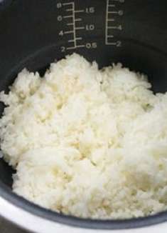 隔夜的米饭还能吃吗？挺多人都做错了，现在明白来得及，叮嘱家人