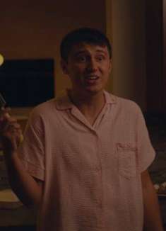 听朋友说，我穿粉红色的衣服很难看