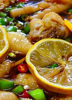 达人美食：10只鸡爪2分钟教你做出酸辣鸡爪，酸辣爽脆，开胃解馋