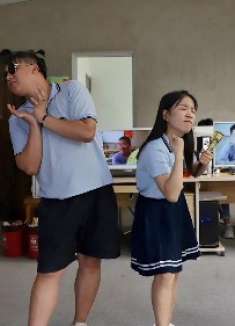 班级竞选班花迎接领导