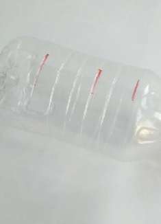 家里的小油桶说啥也不能扔,切3刀放在餐桌上,家家都能用得上