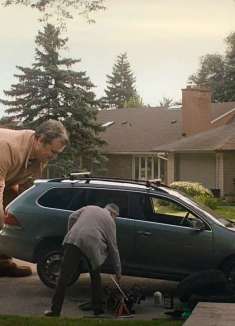 奇幻保险广告，和巨人相处的 1 分钟