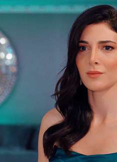 霸总为了追求单亲妈妈，甘愿放弃公司，只为博取女人一笑