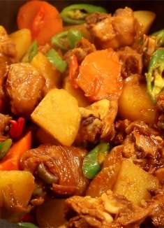 天啦，你们冬天一定要来一锅韩式辣鸡，热腾腾的，吃起来很过瘾！