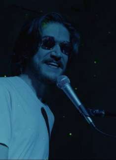 魔性洗脑歌曲，你也在「互联网」冲浪啊