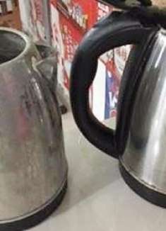 废旧的电热水壶别急着扔，将它放在床头，解决了家家户户的大难题