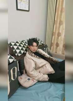 刚被人设计，转头又遇见跟老公一模一样的人，到底怎么回事