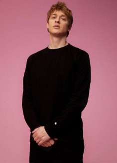 多彩音乐：柏林新星 Schmyt 演绎新歌