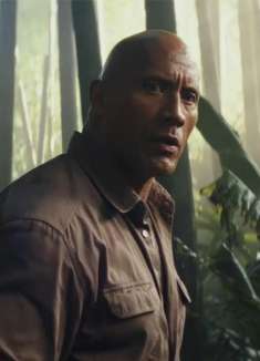 狂暴巨兽：男子在森林里吹牛，怎料强森一露拳头，立马安静下来