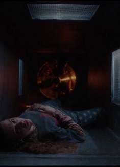 不要宅，外面的世界很精彩！Holly humberstones 新歌 MV