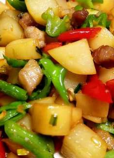 土豆丁这个样子做太香了，学会招待客人美味又下饭，比大鱼大肉受欢迎