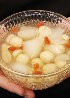 广东人最爱的应季甜汤，清甜滋润好喝，入秋后要多给家人煲