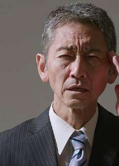 脑梗发作，身体常有6种不适，养护血管，做好三少三多