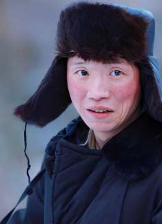 从没见过这样的老公公，趁儿子不在家欺负儿媳妇（11）