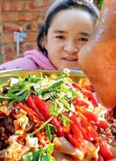 苗大姐冷吃牛肉，小鲜带皮小黄牛，皮Q肉嫩，越吃越想吃