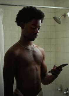 亚马逊搞笑开学季「我的惊悚宿舍」