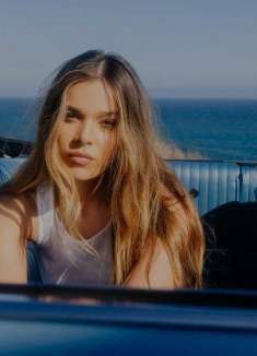 听，海浪拍打的声音「皆自由」