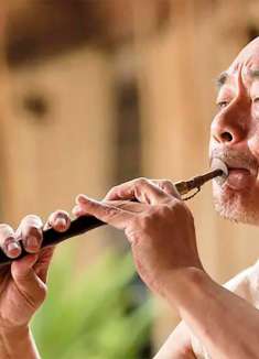 制片人曾跪求排片，导演死前都没过审，上映后直接载入影史！