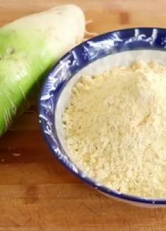 一根萝卜，一碗玉米面，教你个好吃做法，开胃解腻口感暄软，真香