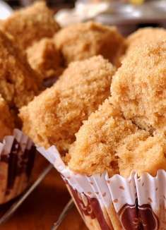 红糖发糕快速做法：面粉加水搅一搅，20分钟蒸出一锅，比蛋糕松软