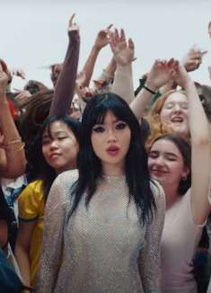 「Talk」有没有像石头一样,猛的击中你?