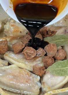 一把话梅一罐雪碧，这才是鸡翅最好吃的做法，酸甜可口好吃巨下饭