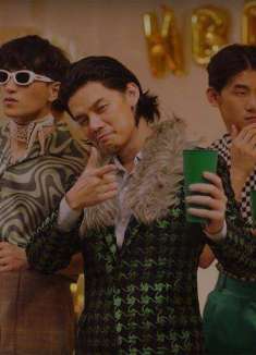 老挝沙雕风啤酒广告：国货荣耀