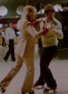 迷幻的电子乐，这是 360p 的复古 MV 吗？