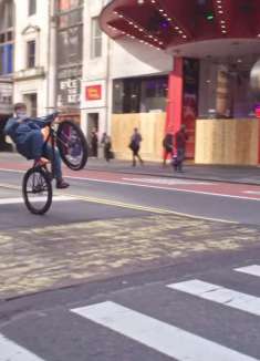 「How To with John Wilson」：第二季预告