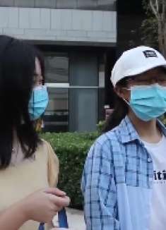 女生为什么比男生更放得开？听听姑娘都怎么说