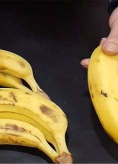 买香蕉，选直的好还是弯的好？水果店老板给出答案，下次别买错了