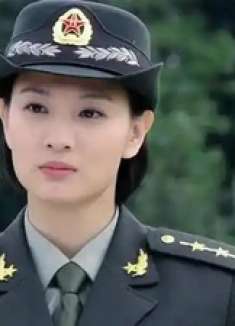 自从何晨光把小唐教员绑了之后,战友们都跟着遭了殃,哈哈!