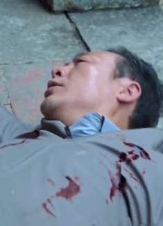 【狂飙进行时】惊险！高启强带家人一同在福禄茶楼吃饭，突然窜出几名杀手直奔高启强，身中数刀！究竟是谁在...