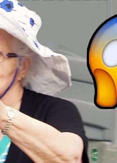 白展堂幼年时候，盗圣疯狂发力