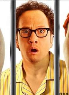 小白脸为自保，生吃毒蝎苦练功夫，成为《狱中豪杰》