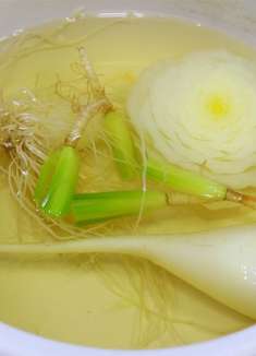 天冷了，这四种菜根不要乱丢，简单煮一煮，解决很多家庭的烦脑