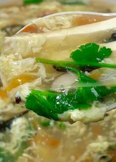 这才是鸡蛋豆腐汤最好喝的做法，营养又美味，成本二元做上一大锅