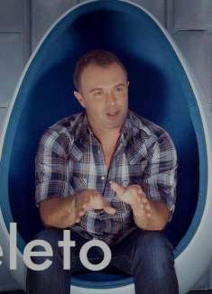 我坐着「时光机」，只为告诉你要学「吉他」...