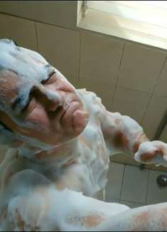 三傻大闹宝莱坞：包租婆，怎么突然停水了呢