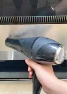 油烟机用吹风机吹一吹，作用太棒了，解决解决困扰难题，赶紧试试