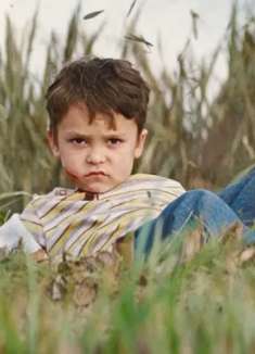 7岁小孩拥有意念控制力，一部烧脑科幻片